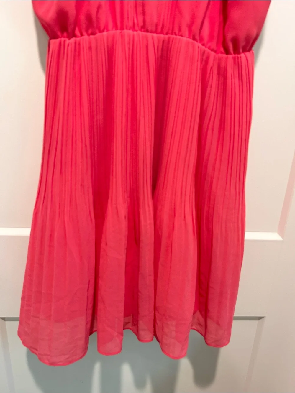 Bebe Coral Pink Pleated Halter Dress XS Fit & Flare Cocktail Party Mini - Picture 4 of 10